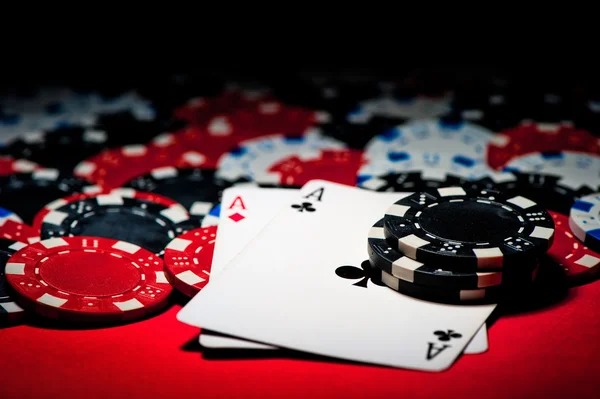 hyperslot live dealer studio with professional dealers and high-definition streaming