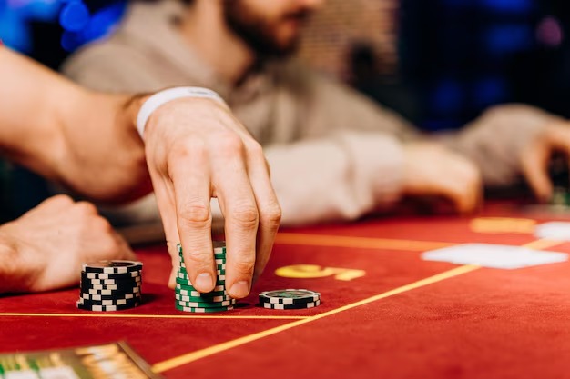 Sic Bo dice roll at hyperslot with betting interface showing multiple bet options